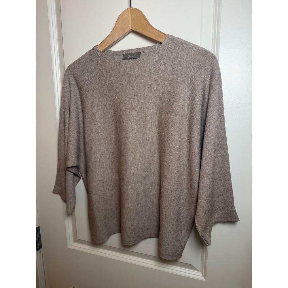 Mila Minimalist Relaxed Crewneck Knit Sweater Size S Clean Girl Quiet Luxury - Picture 3 of 10